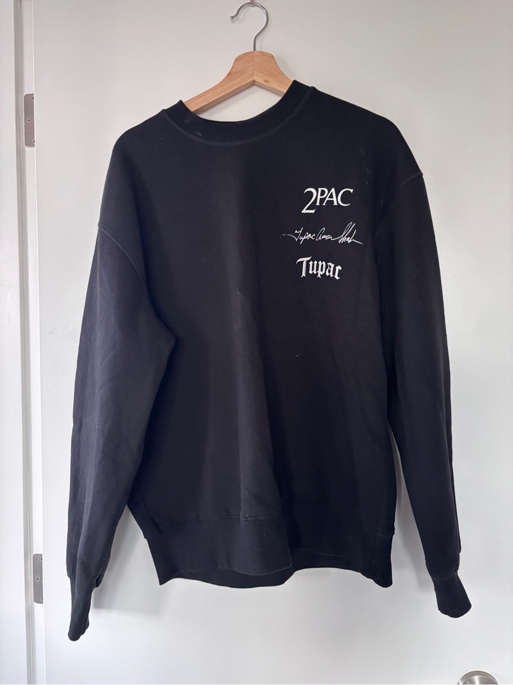 Tupac Black Graphic Crewneck Sweatshirt